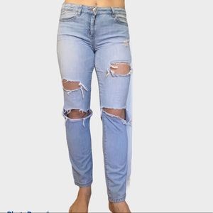 american eagle ripped jeans
